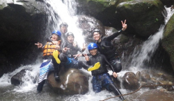 キャニオニング・シャワークライミングボタン